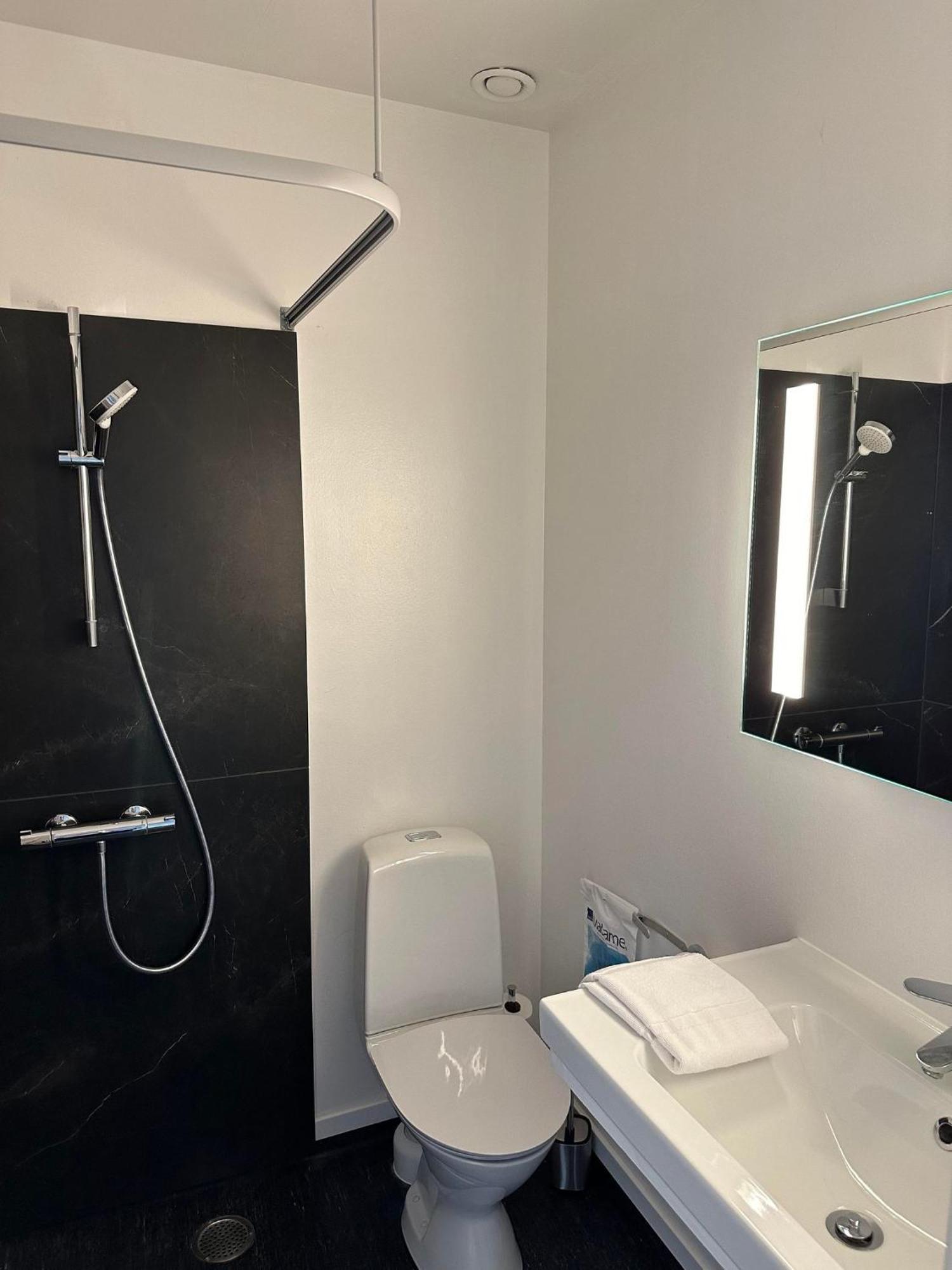 Visionhouse Hotel Frederikssund Eksteriør billede